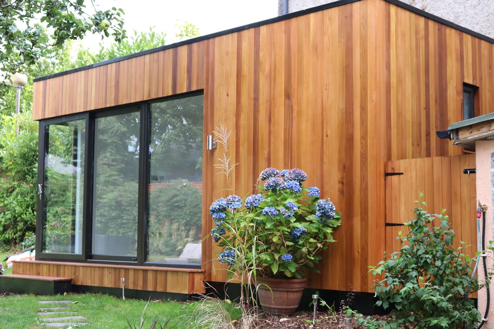 Cedar-clad garden office, Booterstown